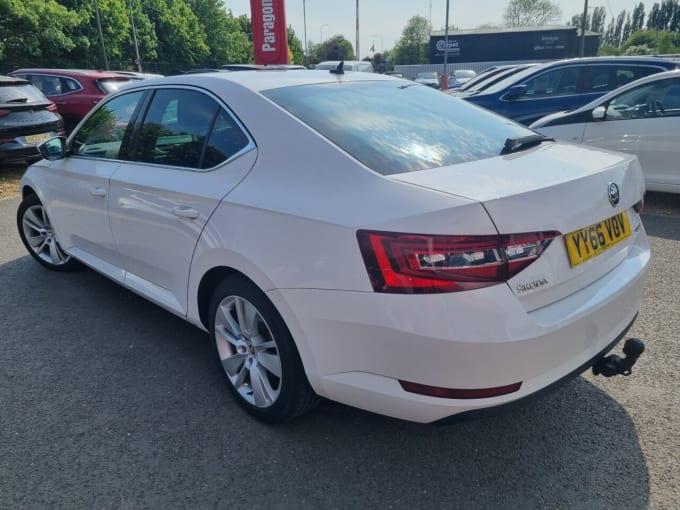2025 Skoda Superb