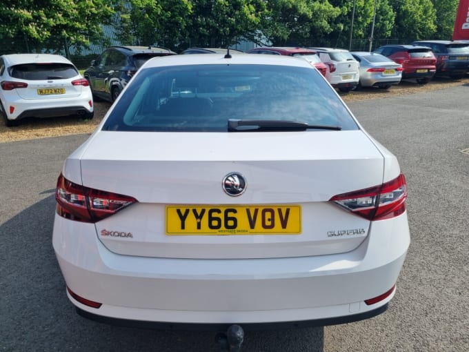 2025 Skoda Superb