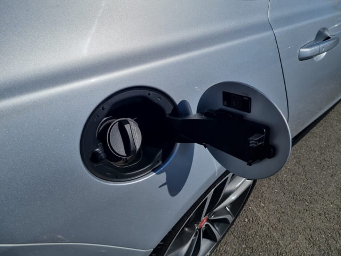 2025 Jaguar Xf