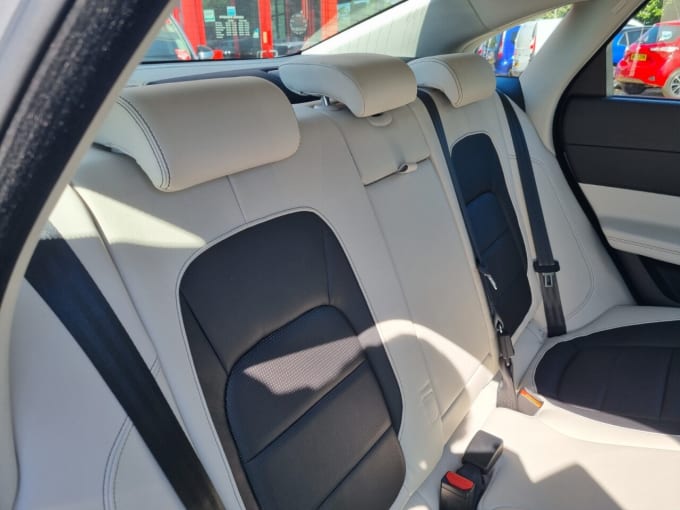 2025 Jaguar Xf