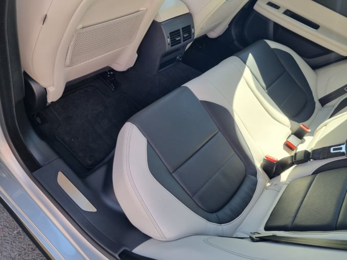 2025 Jaguar Xf