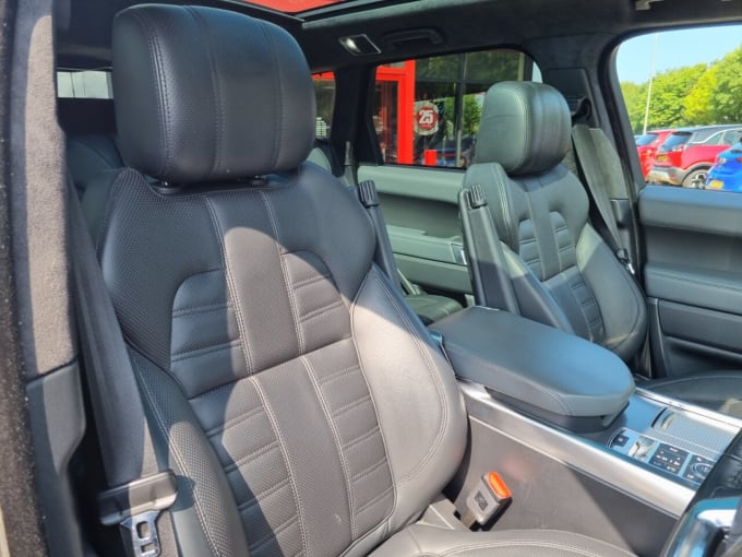 2025 Land Rover Range Rover Sport