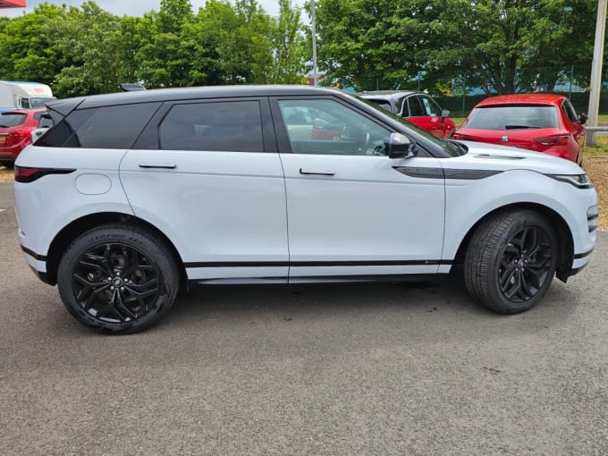 2025 Land Rover Range Rover Evoque