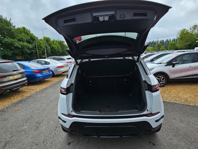 2025 Land Rover Range Rover Evoque