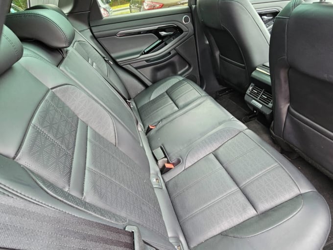 2025 Land Rover Range Rover Evoque