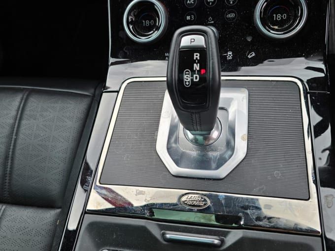 2025 Land Rover Range Rover Evoque