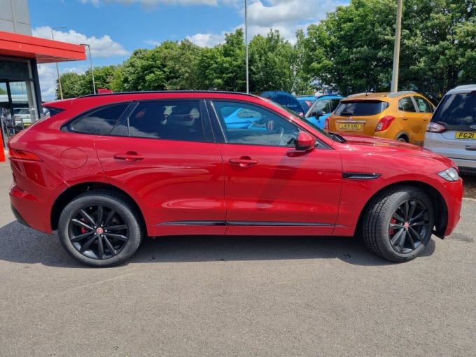 2025 Jaguar F-pace