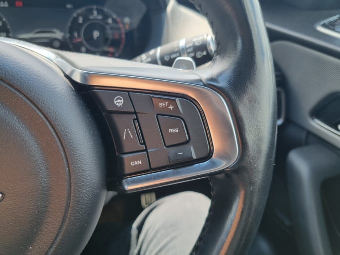 2025 Jaguar F-pace