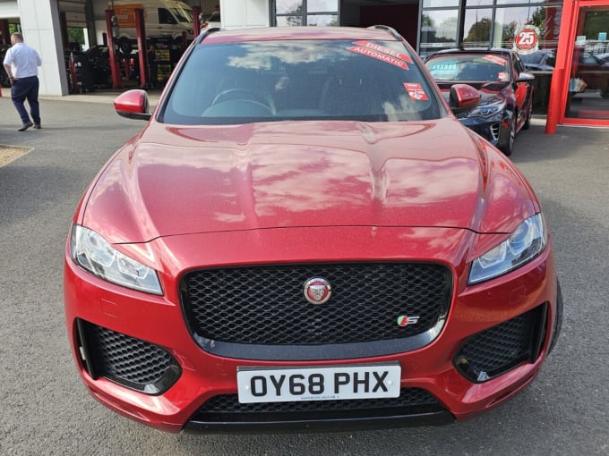 2025 Jaguar F-pace