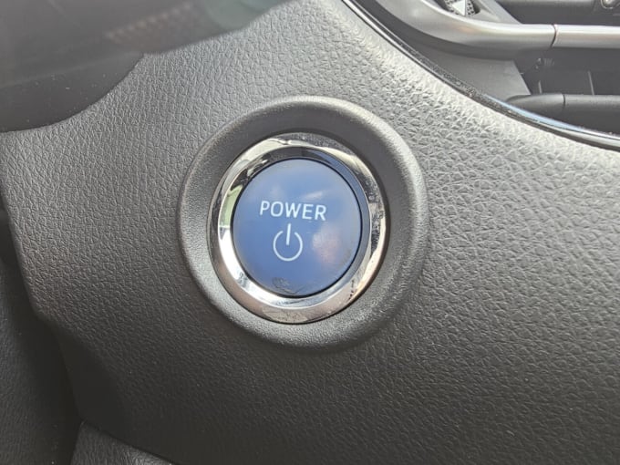 2025 Toyota C-hr