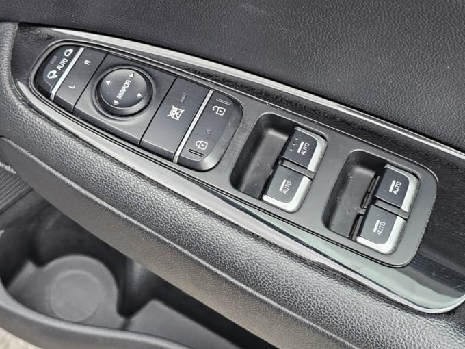 2025 Kia Optima