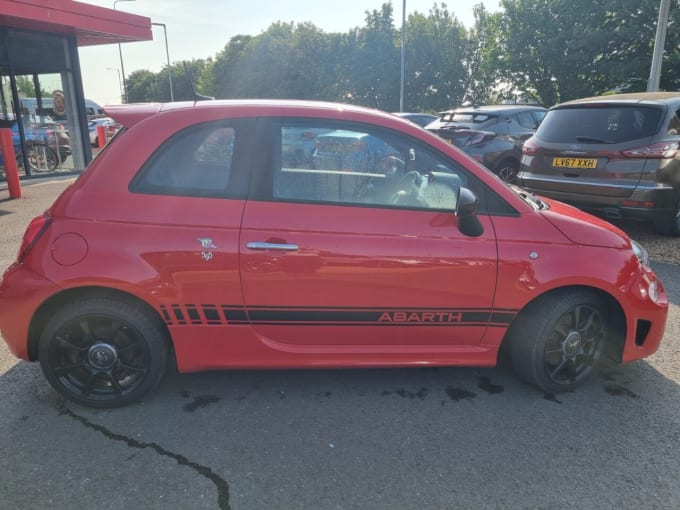 2025 Abarth 595