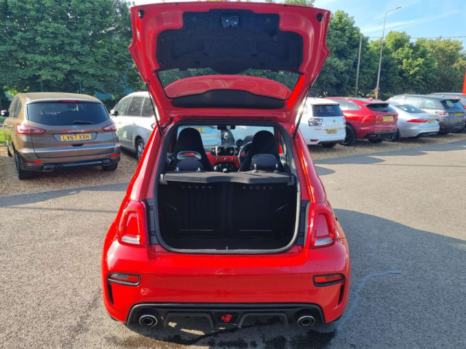 2025 Abarth 595