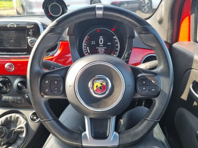 2025 Abarth 595