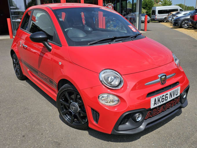 2025 Abarth 595