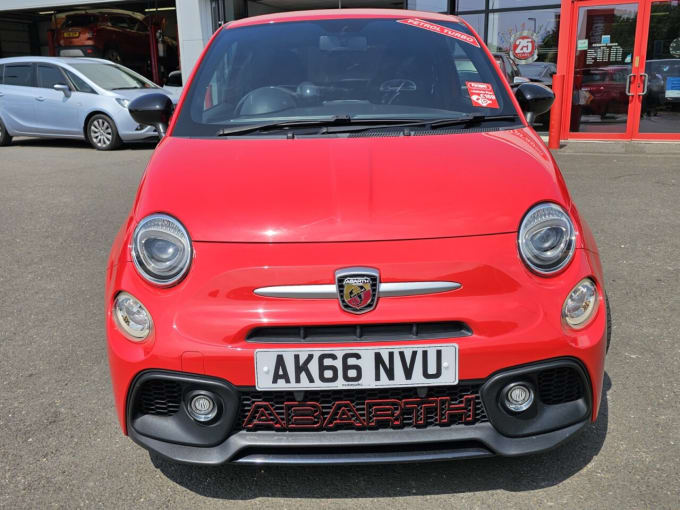 2025 Abarth 595