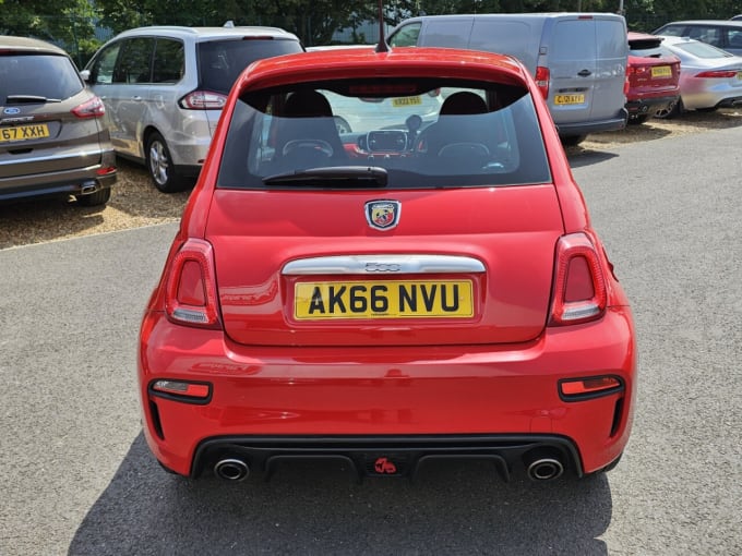2025 Abarth 595