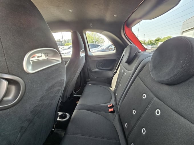 2025 Abarth 595