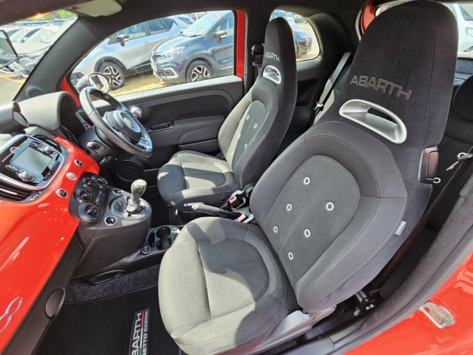 2025 Abarth 595