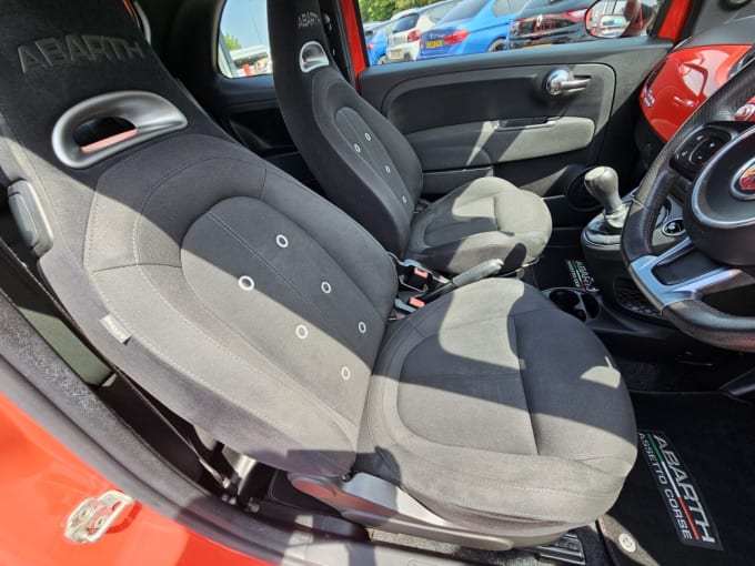 2025 Abarth 595