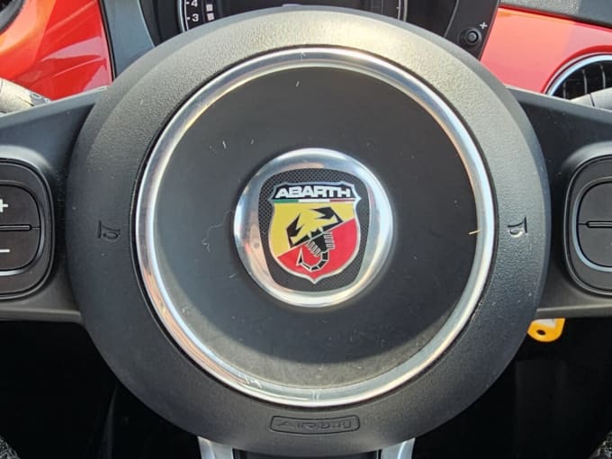 2025 Abarth 595