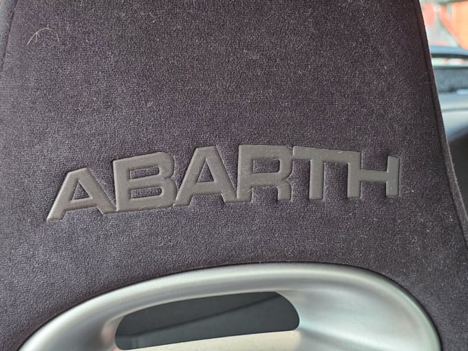 2025 Abarth 595