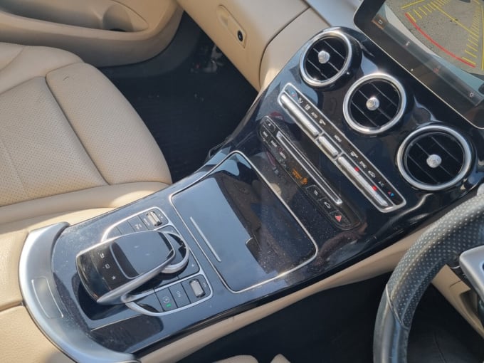 2025 Mercedes-benz C-class