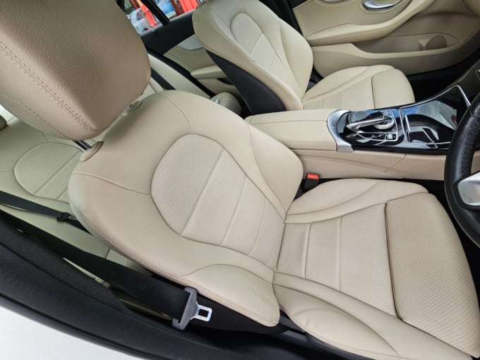 2025 Mercedes-benz C-class
