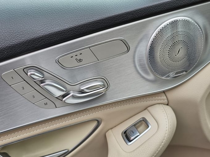 2025 Mercedes-benz C-class
