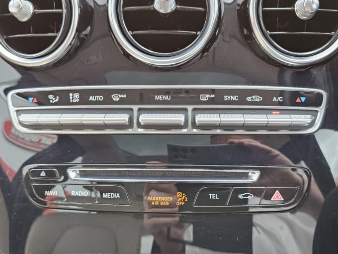 2025 Mercedes-benz C-class