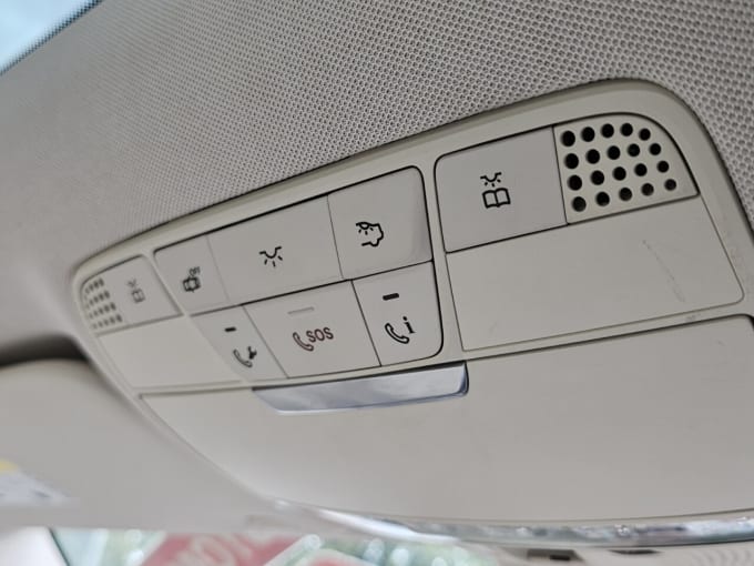 2025 Mercedes-benz C-class