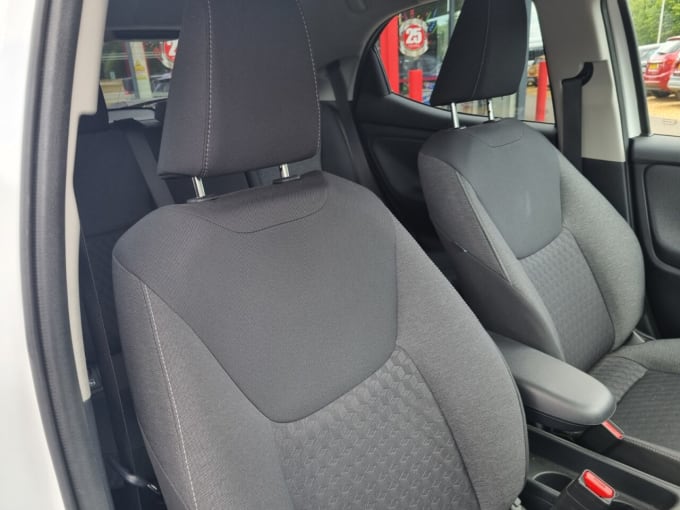 2025 Toyota Yaris