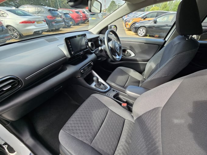 2025 Toyota Yaris