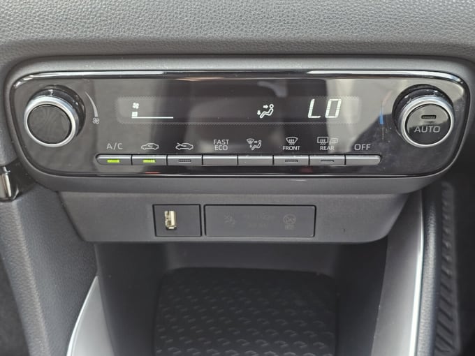 2025 Toyota Yaris
