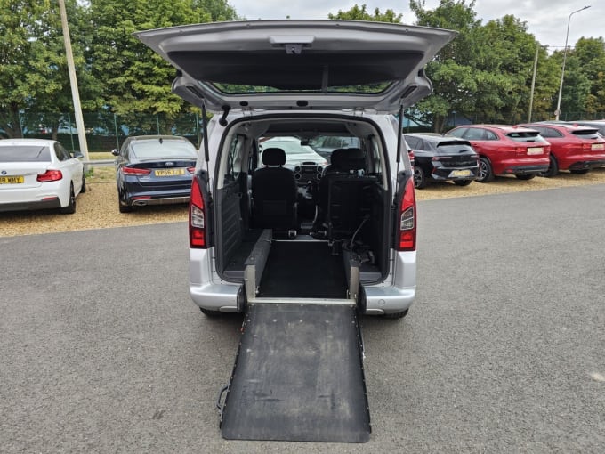 2025 Peugeot Partner Tepee