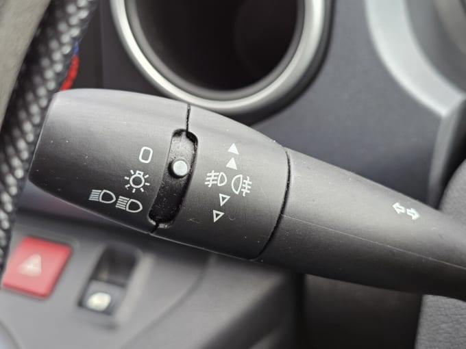 2025 Peugeot Partner Tepee
