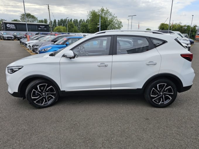 2025 Mg Mg Zs