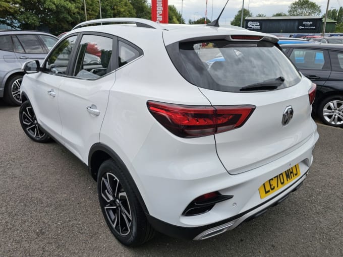2025 Mg Mg Zs