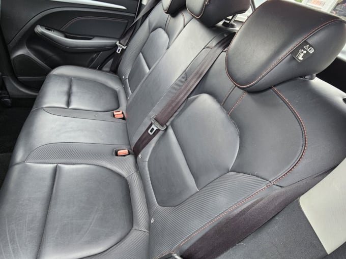 2025 Mg Mg Zs
