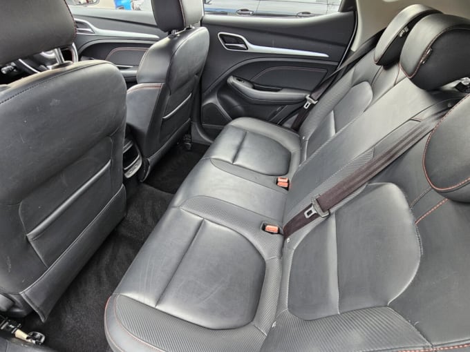 2025 Mg Mg Zs