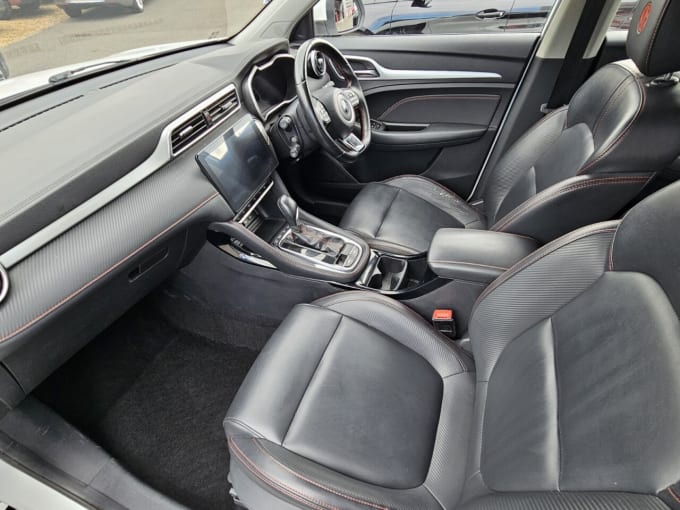 2025 Mg Mg Zs