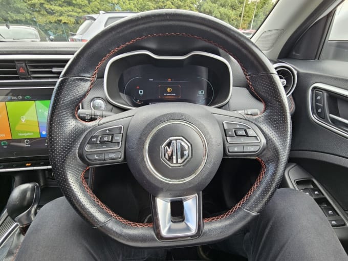 2025 Mg Mg Zs