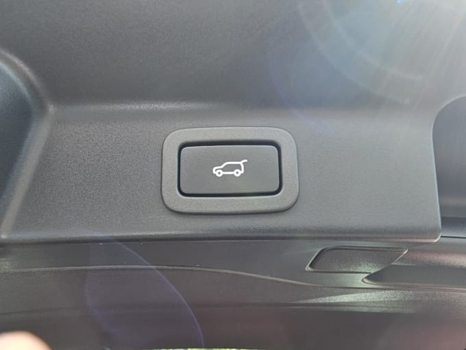 2025 Jaguar F-pace