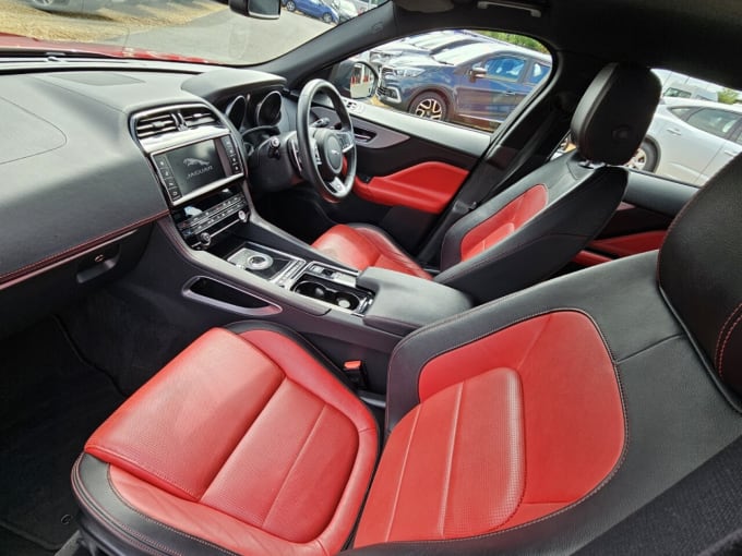 2025 Jaguar F-pace