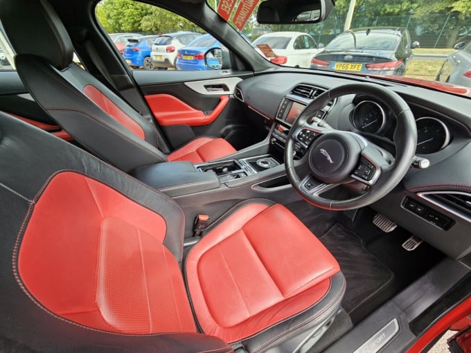 2025 Jaguar F-pace
