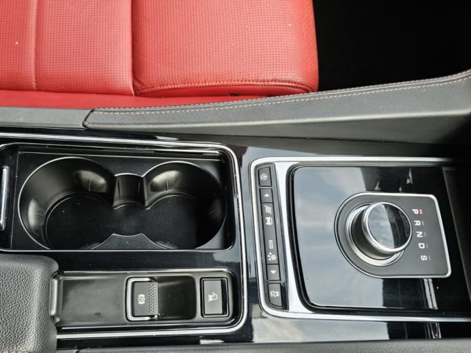 2025 Jaguar F-pace