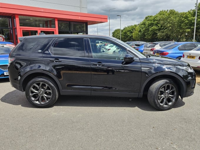 2025 Land Rover Discovery Sport