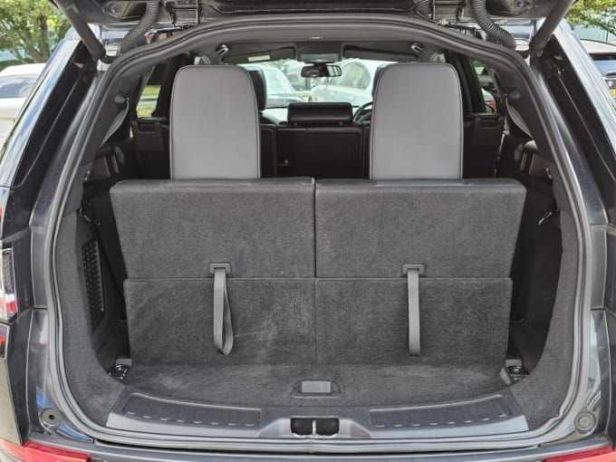 2025 Land Rover Discovery Sport