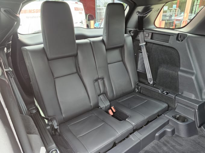2025 Land Rover Discovery Sport