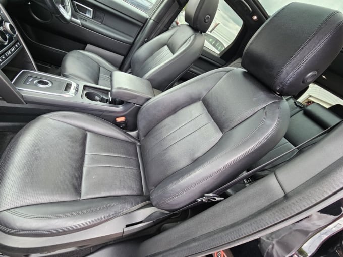 2025 Land Rover Discovery Sport